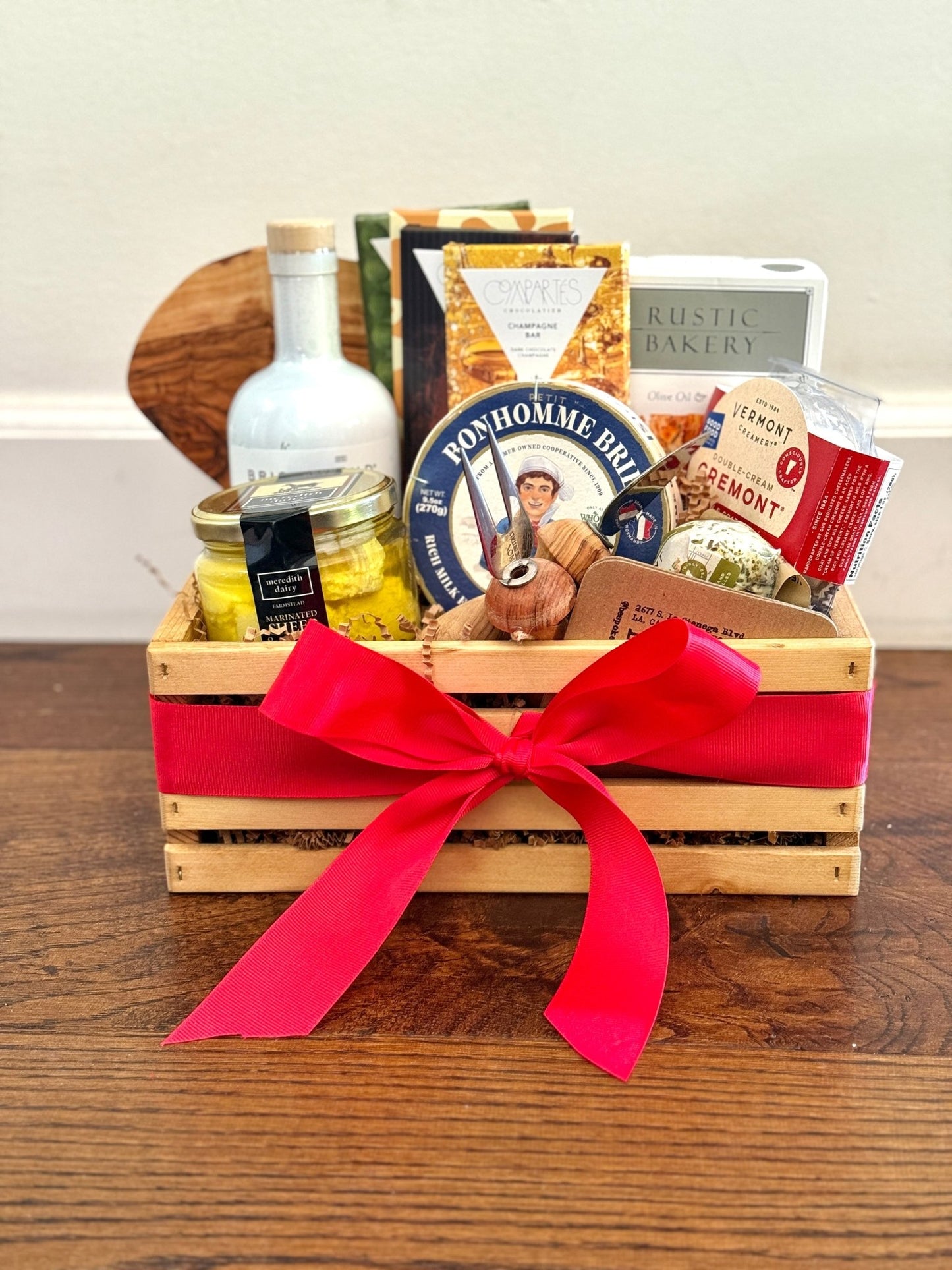 Cheese, Chocolate and Olive Oil Box - Bespoke Bar L.A.